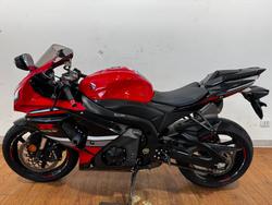 2016 Suzuki GSX-R1000 RED