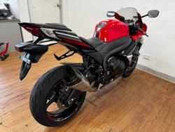 2016 Suzuki GSX-R1000 RED