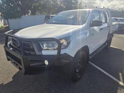 2022 Toyota Hilux SR