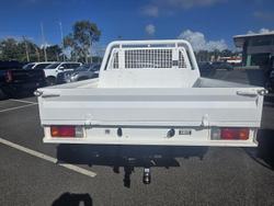 2022 Toyota Hilux SR