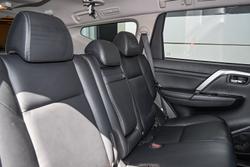 2022 Mitsubishi Pajero Sport Exceed