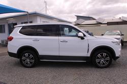 2022 LDV D90 Executive