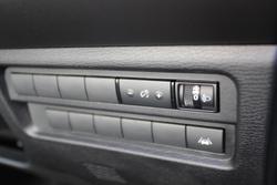 2025 Mitsubishi Outlander ES