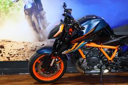 2023 Ktm 1290 SUPER DUKE R Black