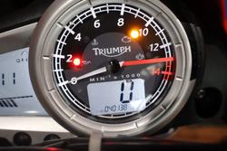 2009 TRIUMPH STREET TRIPLE R Orange