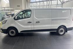 2025 Renault Trafic Premium