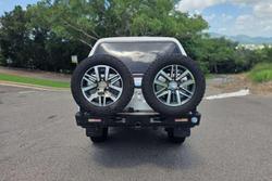 2018 Toyota Hilux SR5 GUN126R 4X4 Dual Range White