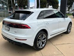 2025 Audi Q8 TDI 210kW S line