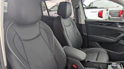 2025 VOLKSWAGEN Tiguan ELEGANCE