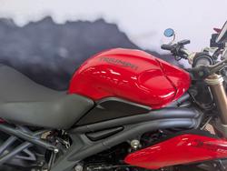2015 Triumph SPEED TRIPLE (ABS) RED