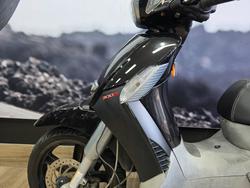 2012 APRILIA SCARABEO 300ie Black