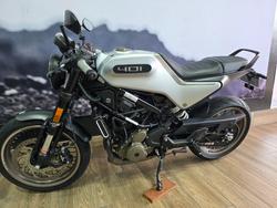 2021 HUSQVARNA VITPILEN 401 GREY