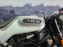 2021 HUSQVARNA VITPILEN 401 GREY