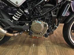 2021 HUSQVARNA VITPILEN 401 GREY