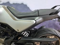 2021 HUSQVARNA VITPILEN 401 GREY