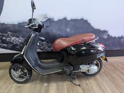2015 VESPA PRIMAVERA Black