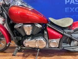 2010 Kawasaki VULCAN 900 CUSTOM Red