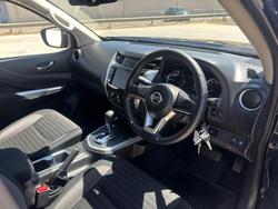 2025 Nissan Navara ST