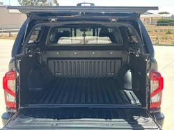 2025 Nissan Navara ST