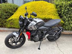 2023 Triumph TRIDENT 660 Grey