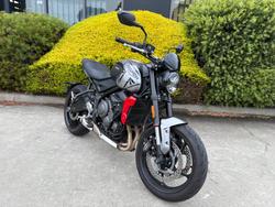 2023 Triumph TRIDENT 660 Grey