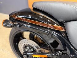 2016 HARLEY-DAVIDSON FXSE CVO PRO STREET BREAKOUT