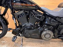 2016 HARLEY-DAVIDSON FXSE CVO PRO STREET BREAKOUT