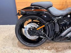 2016 HARLEY-DAVIDSON FXSE CVO PRO STREET BREAKOUT