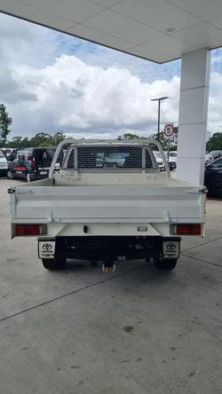 2022 Toyota Hilux SR