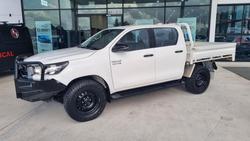 2022 Toyota Hilux SR