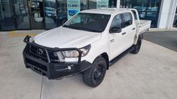 2022 Toyota Hilux SR
