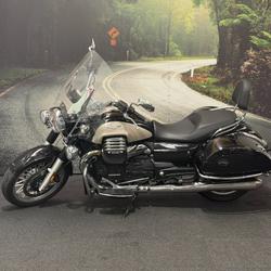 2018 MOTO GUZZI CALIFORNIA TOURING SE Black