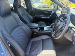 2024 Toyota RAV4 XSE