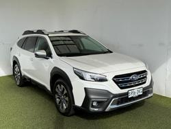 2025 Subaru Outback AWD Touring