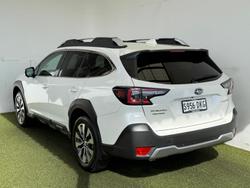 2025 Subaru Outback AWD Touring
