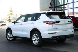 2025 Mitsubishi Outlander ES ZM MY25 AWD White Diamond