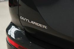 2026 Mitsubishi Outlander LS