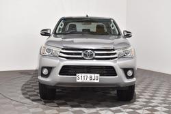 2016 Toyota Hilux SR5