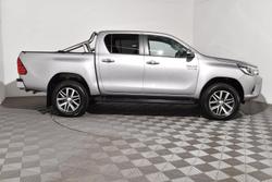 2016 Toyota Hilux SR5