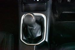 2016 Toyota Hilux SR5