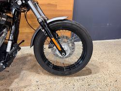 2016 HARLEY-DAVIDSON FXDB STREET BOB