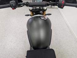 2025 Triumph 2025 Triumph 400CC SCRAMBLER 400 MATT KHAKI GREEN