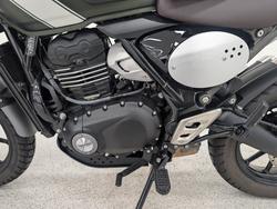 2025 Triumph 2025 Triumph 400CC SCRAMBLER 400 MATT KHAKI GREEN