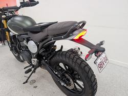 2025 Triumph 2025 Triumph 400CC SCRAMBLER 400 MATT KHAKI GREEN