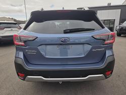 2022 Subaru Outback AWD Touring