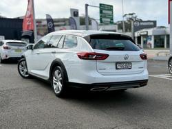 2018 Holden Calais