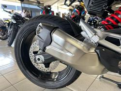 2025 BMW F 900 XR Triple Black F 900 Black