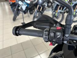 2025 BMW F 900 XR Triple Black F 900 Black