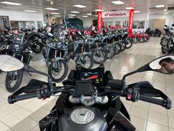 2025 BMW F 900 XR Triple Black F 900 Black