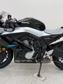 2025 CFMOTO 2025 CF Moto 675CC 675SR-R ABS Road NEBULA BLACK